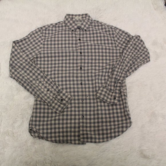 J CREW BUTTOM SOWN SHIRT SZ m SLIM - Picture 1 of 4